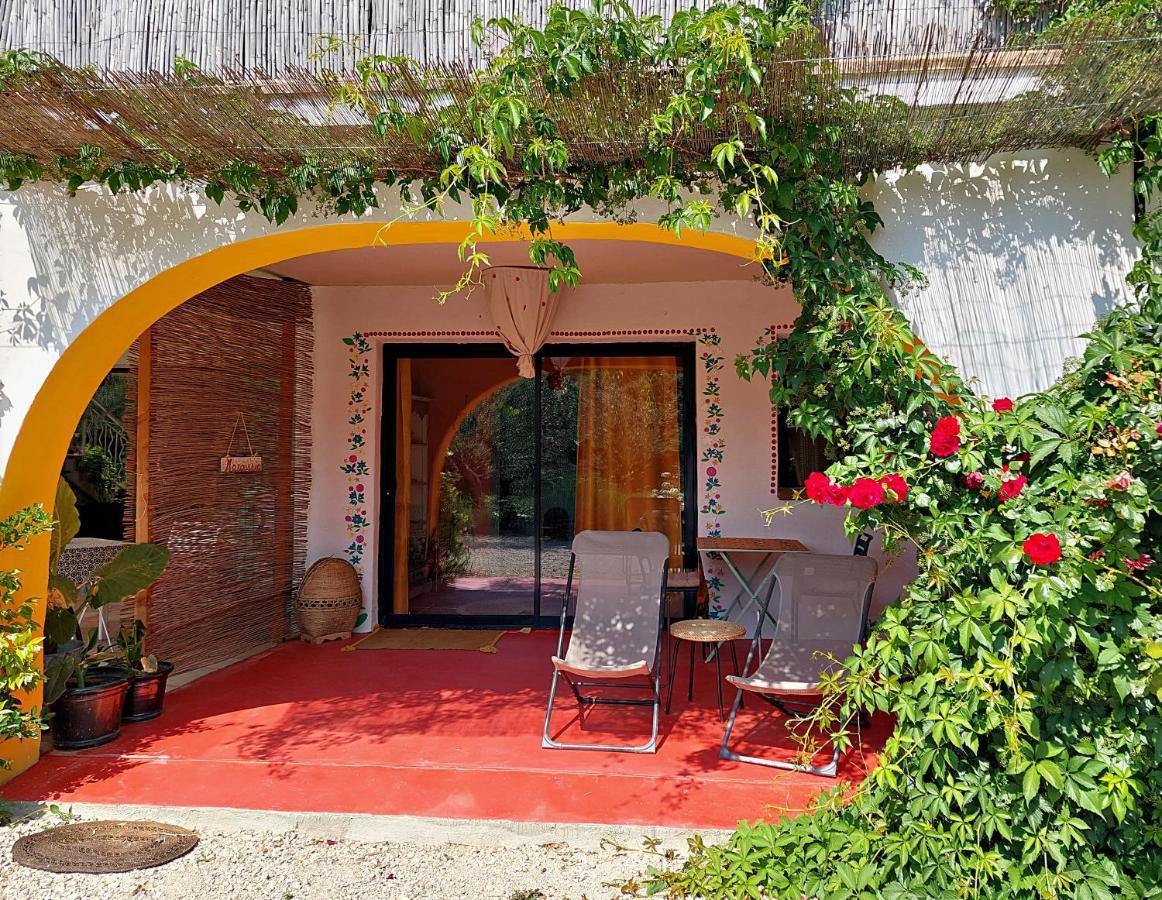 Отель Domaine Colibri En Provence Pujaut Экстерьер фото