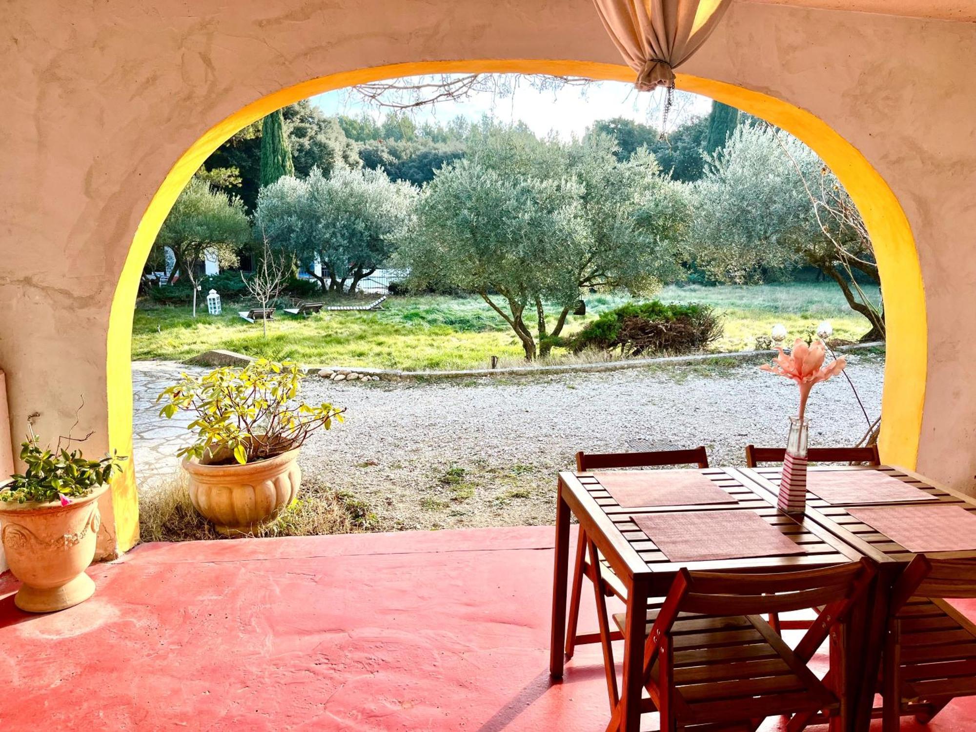 Отель Domaine Colibri En Provence Pujaut Экстерьер фото