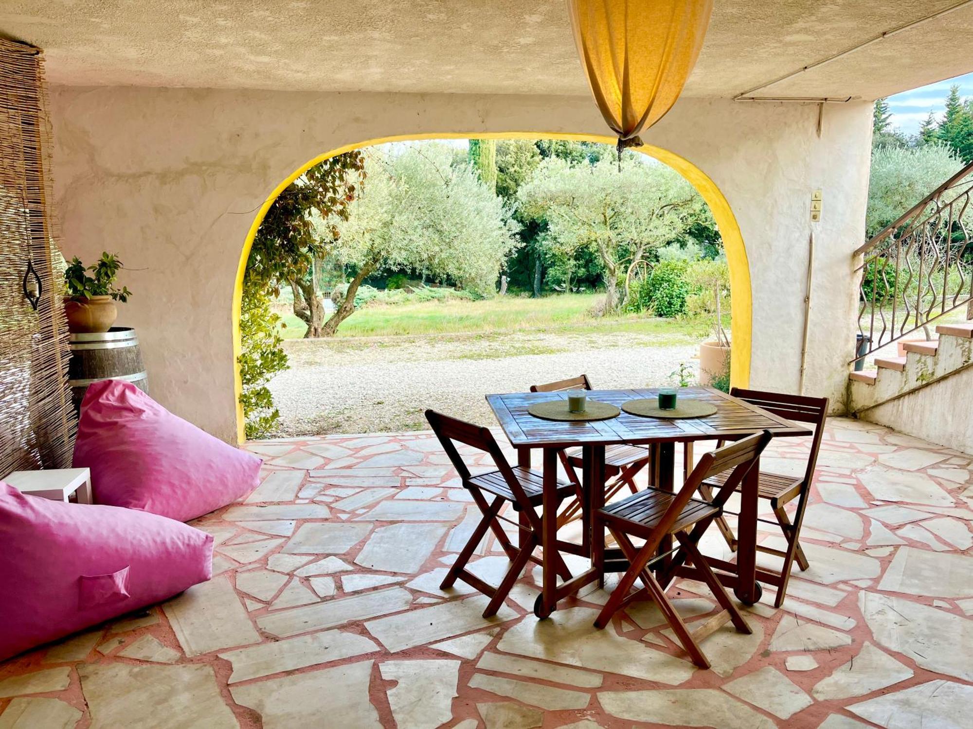 Отель Domaine Colibri En Provence Pujaut Экстерьер фото